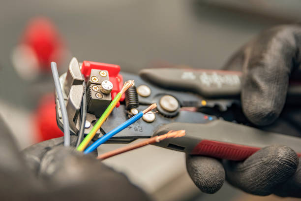 Best Electrical Contractors for Businesses  in Alanuk, AK